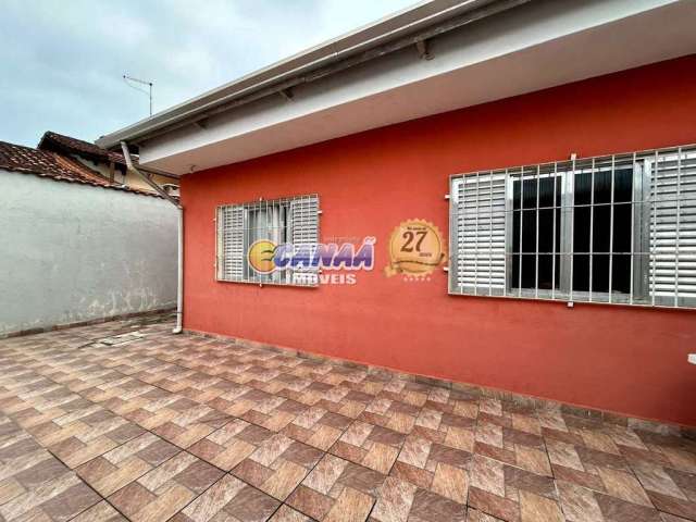 Casa com 2 quartos à venda na Av. Monteiro Lobato, 10.374, Balneario de Birigui, Mongaguá, 85 m2 por R$ 350.000