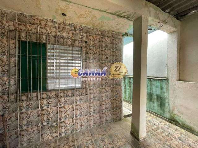 Casa com 1 quarto à venda na Av. Monteiro Lobato, 10.374, Jardim Leonor, Mongaguá, 31 m2 por R$ 110.000