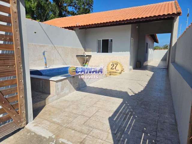 Casa com 2 quartos à venda na Av. Monteiro Lobato, 10.374, Vila Loty, Itanhaém, 72 m2 por R$ 299.000