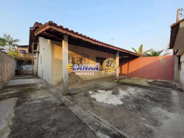 Casa com 2 dorms, Jardim Santana, Mongaguá - R$ 300 mil, Cod: 12133