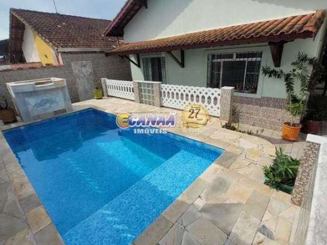 Casa com 2 quartos à venda na Av. Monteiro Lobato, 10.374, Balneário Samas, Mongaguá, 134 m2 por R$ 390.000