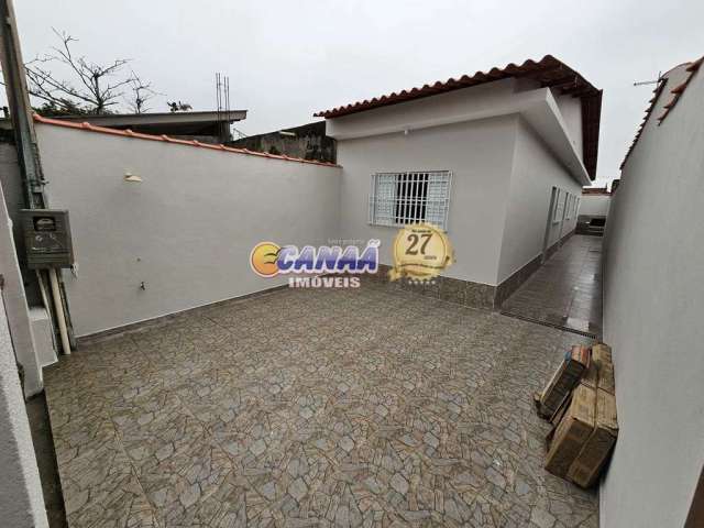 Casa com 2 quartos à venda na Av. Monteiro Lobato, 10.374, Balneário Plataforma, Mongaguá, 61 m2 por R$ 289.900