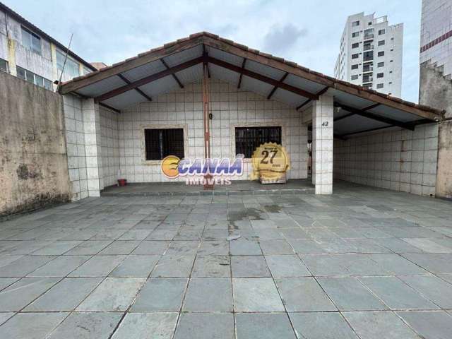 Casa com 3 dorms, Santa Eugênia, Mongaguá - R$ 600 mil, Cod: 12201