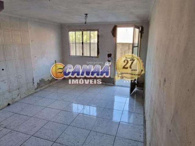 Sobrado de Condomínio com 1 dorm, Vera Stella, Mongaguá - R$ 70 mil, Cod: 10590