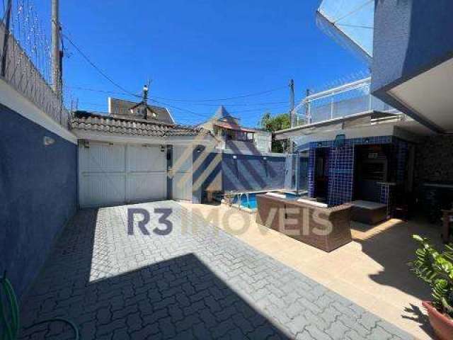 Casa em condomínio fechado com 3 quartos à venda na Estrada do Sacarrão, Vargem Grande, Rio de Janeiro, 220 m2 por R$ 948.000