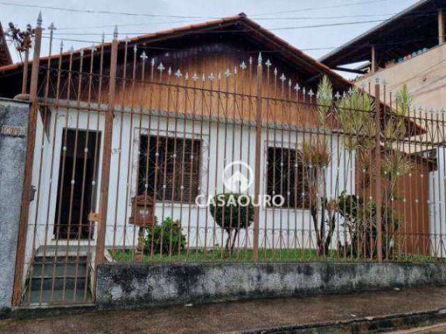 Casa com 3 quartos à venda, 250 m² por R$ 790.000 - Pompéia - Belo Horizonte/MG