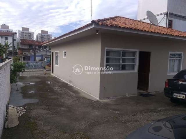 Casa 3 dorms  1  suite , serraria são jose