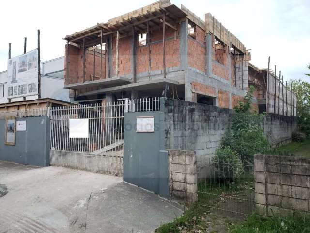 Casa com 3 suítes à venda no Jardim Anchieta, Córrego Grande em Florianópolis