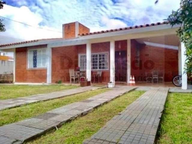 Casa a 500 metros do mar em Canasvieiras - Ideal para Pousada ou Moradia!