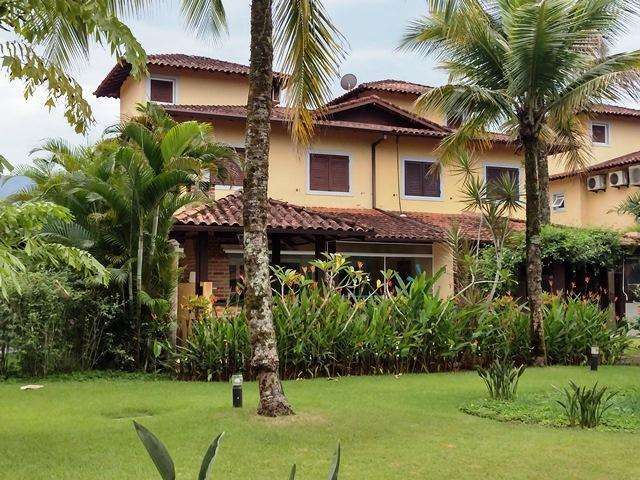 casa com 5 dormitórios na praia da Baleia em São Sebastião