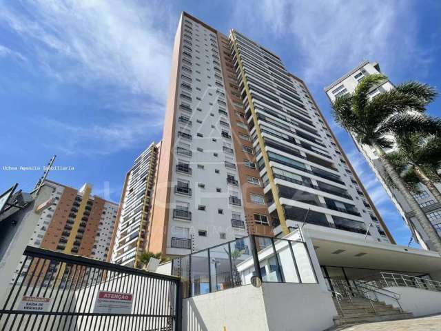 Apartamento alto padrão Des Arts 100 % mobiliado em Taubaté