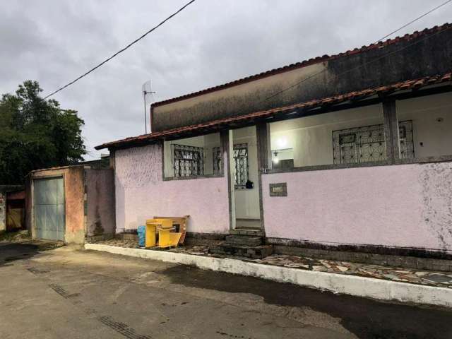 Casa 2 dormitórios para Locação em Rio de Janeiro, Campo Grande, 2 dormitórios, 2 banheiros, 2 vagas