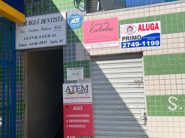 Sala Comercial - Praça dos Professores - aceita depósito