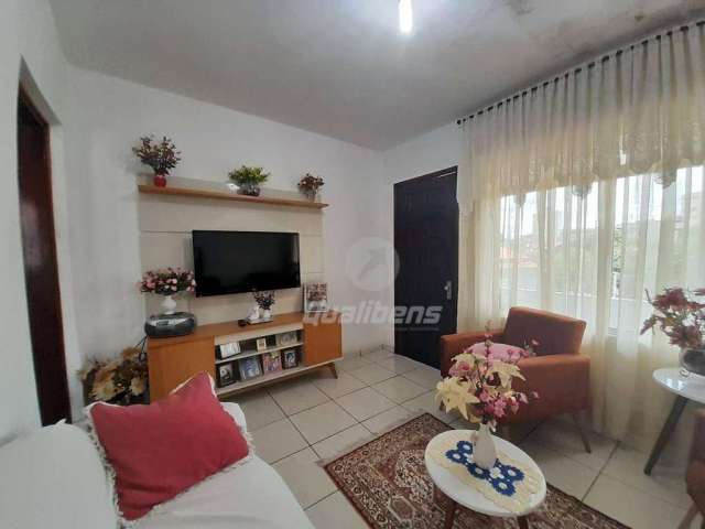 Casa com 2 dormitórios à venda, 140 m² por R$ 495.000,00 - Parque São Vicente - Mauá/SP