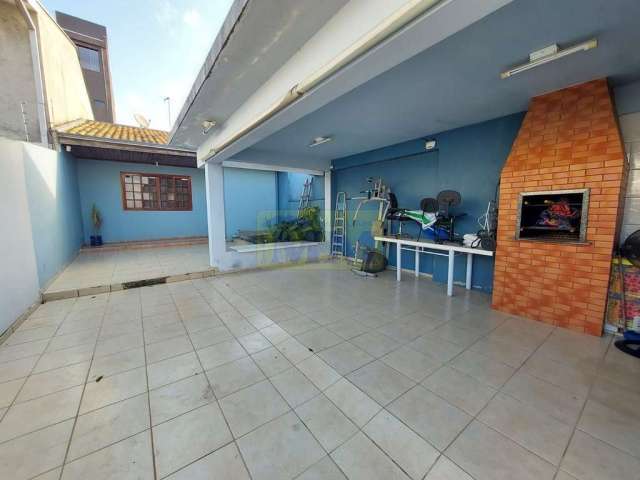 Casa com 2 dormitórios no bairro Jardim Cláudia em Pinhais