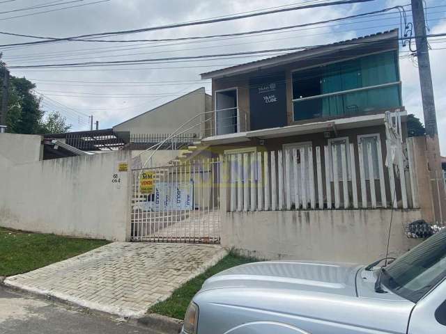 Casa em Colombo com 2 quartos.