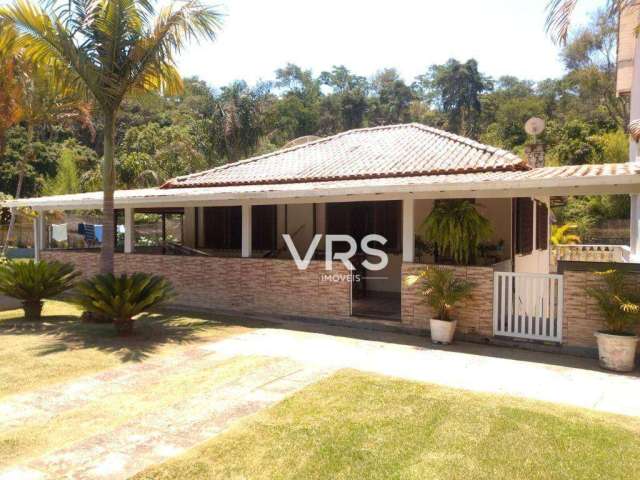 Casa com 4 dormitórios à venda, 190 m² por R$ 980.000,00 - Prata - Teresópolis/RJ