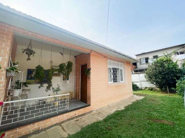 Casa com 3 dormitórios à venda, 98 m² por R$ 675.000,00 -  Alto - Teresópolis/RJ