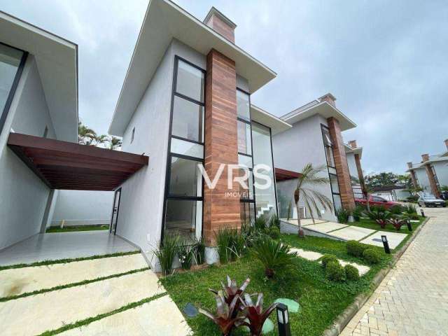 Casa com 4 dormitórios à venda, 160 m² por R$ 980.000,00 - Tijuca - Teresópolis/RJ