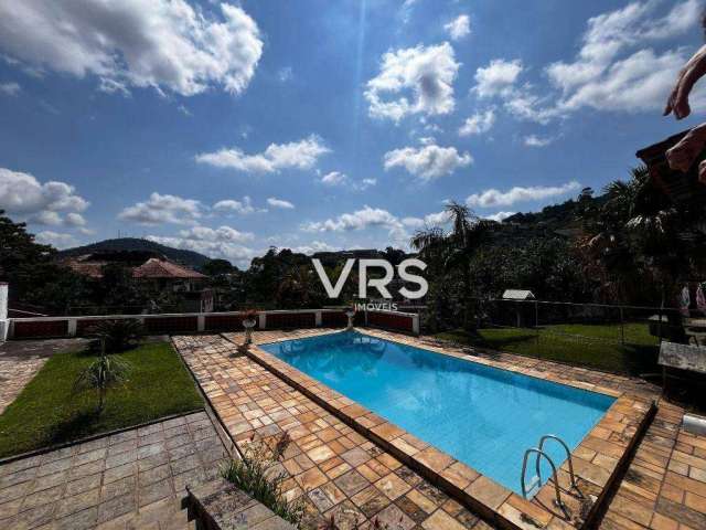 Casa com 2 dormitórios à venda, 84 m² por R$ 899.000,00 - Jardim Cascata - Teresópolis/RJ