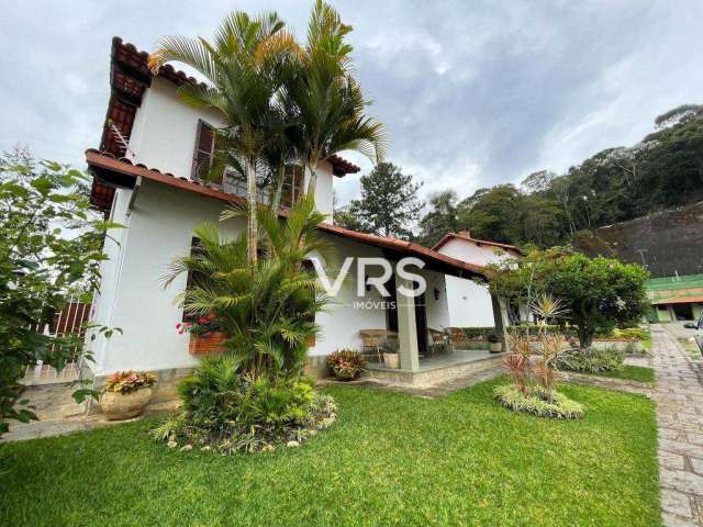 Casa com 3 dormitórios à venda, 171 m² por R$ 1.100.000,00 - Várzea - Teresópolis/RJ