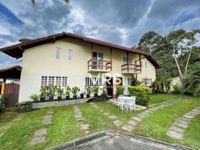 Casa com 4 dormitórios à venda, 94 m² por R$ 750.000,00 - Cascata Guarani - Teresópolis/RJ