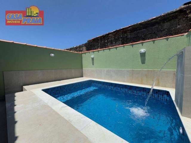 Casa em Mongaguá com piscina 2 dormitórios, 66 m² por R$ 359.000 - Jussara