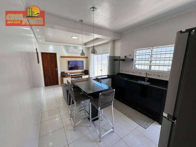 Linda casa em Mongaguá 2 quartos, 60 m² a 2,5km da praia por R$ 319.000 - Balneário Itaguaí