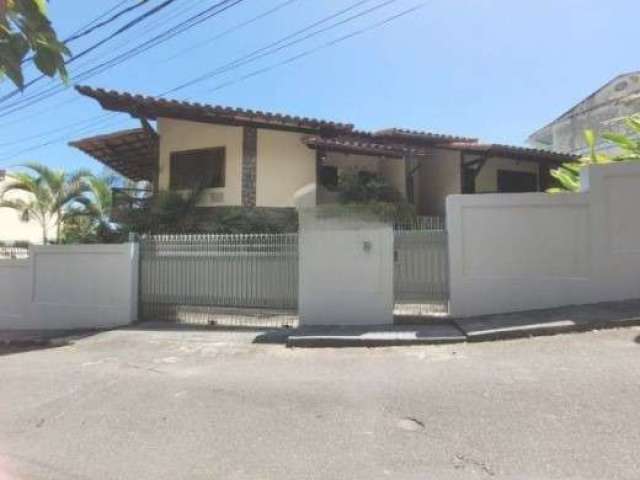 Casa à venda em São Francisco, com vista deslumbrante.