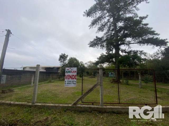 Terreno para venda Zona Sul de Porto Alegre/RS. Ótimo terreno de 472,26m², localizado no bairro Lageado. Terreno ESCRITURADO.&lt;BR&gt;Agende sua visita e venha conhecer!