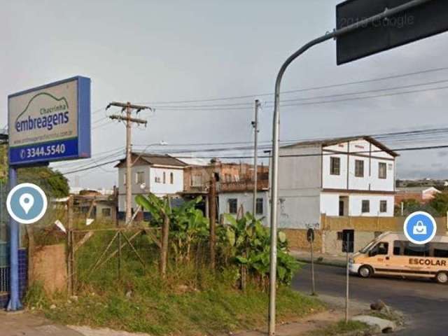 Terreno  de esquina  com 400m² de área, com uma edificação em andamento. Ótimo para uso  misto, isto é comercial e residencial.  A poucos metros da Baltazar de Oliveira Garcia.&lt;BR&gt;Documentação e