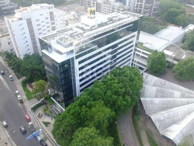 No Mont Serrat, excelente sala comercial, com 1 banheiro. Vaga de garagem coberta; prédio possui portaria, auditório e sala de reuniões. Prédio moderno, novo e sala nunca utilizada. 43m2 de área. Ótim