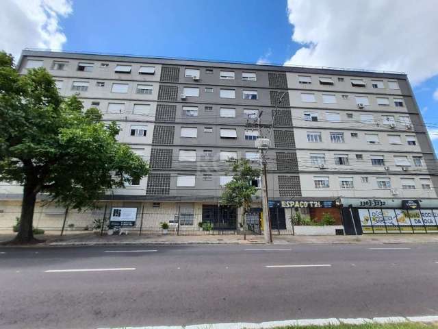 Apartamento DE FRENTE  02 dormitórios,  no 2º andar - sendo uma suíte, Menino Deus/Praia de Belas, com 62,20 m² de área privativa, composto de dois dormitórios sendo uma suíte, living dois ambientes, 