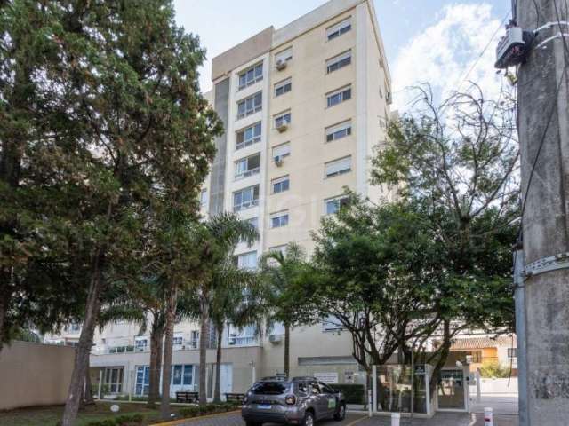 Lindo apartamento com 2 dormitorios, sendo um suite no condominio Singolo. Armarios dos quartos ficam. Cozinha com churrasqueira. Vaga de garagem coberta. Condominio com total infraestrutura.  Portari