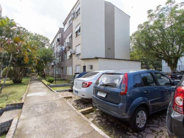 Excelente apartamento no bairro Cristal com 1 dormitório, living, banheiro e cozinha. &lt;BR&gt;Condomínio com estacionamento rotativo.&lt;BR&gt;&lt;BR&gt;Próximo à Av. Cavalhada e Av. Coronel Massot.