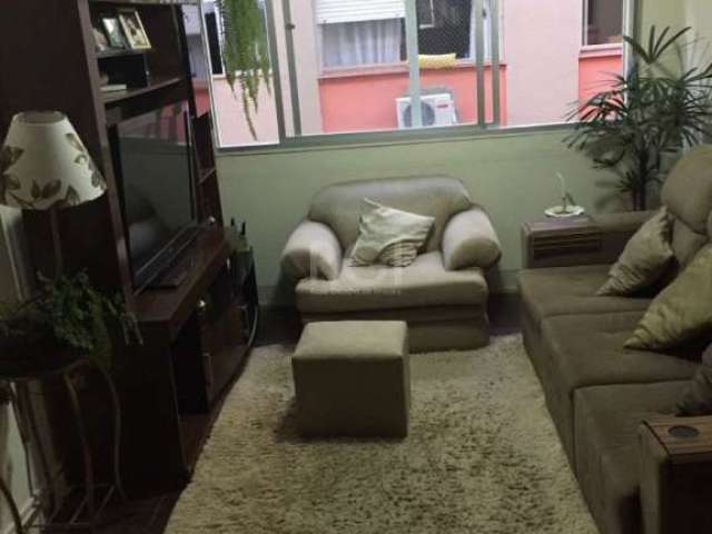 Apartamento 3 dormitórios , lavabo, banheiro social, área de serviço separada,  living 2 ambientes, não possui elevador, 1 lance de escadas. Condomínio com portaria 24hs, vaga rotativa, play, churrasq