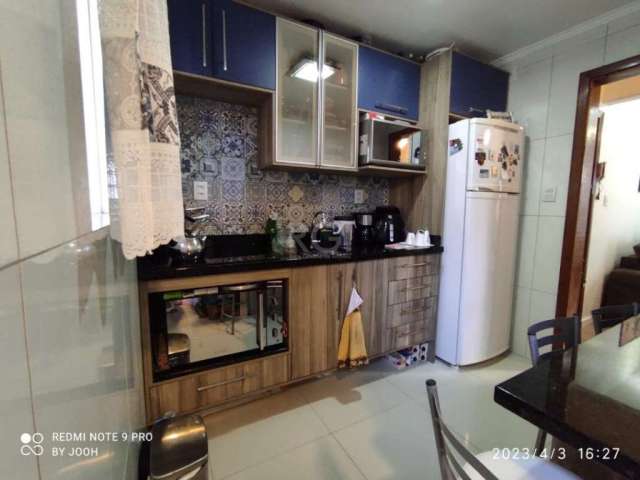 APARTAMENTO de 2 dormitórios no bairro TRISTEZA, zona sul de PORTO ALEGRE/RS.&lt;BR&gt;&lt;BR&gt;Ótimo APARTAMENTO muito ensolarado (sol da manhã) living, banheiro com box, totalmente mobiliado, refor