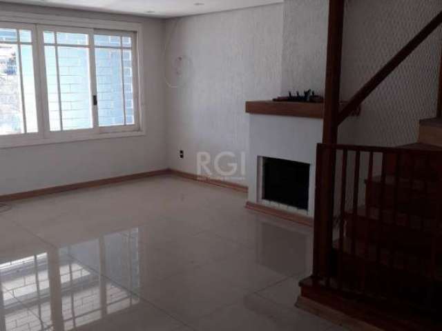 Casa 2 dormitórios, 1 suíte, 2 vagas de garagem, bairro Ipanema, Porto Alegre/RS     &lt;BR&gt; &lt;BR&gt;Sobrado em  Ipanema - Jardim Verde  junto ao Shopping na Eduardo Prado 2 dormitórios, 1 suíte,