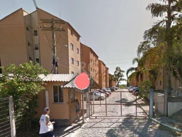 Apartamento, quitado, reformado no quarto andar, 2 dormitórios,, sendo um com moveis sob medida, sala, cozinha e banheiro social com box, e vaga de garagem, bem no centro do pinheiro, próximo a bancos