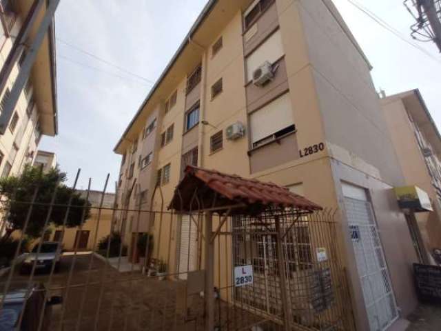 Apartamento de 1 dormitorio, sala, banheiro social, cozinha e area de servico integrada. primeiro andar, apenas uma lance de escada. localizado na av. baltazar de oliveira garcia. apartamento alugado.