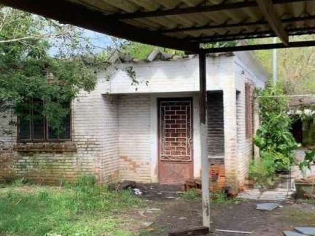 Terreno a venda na Juca Batista em area muito prospera da Zona Sul de Porto Alegre.&lt;BR&gt;Metragem 10X33,50&lt;BR&gt;Venha fazer a sua proposta!!