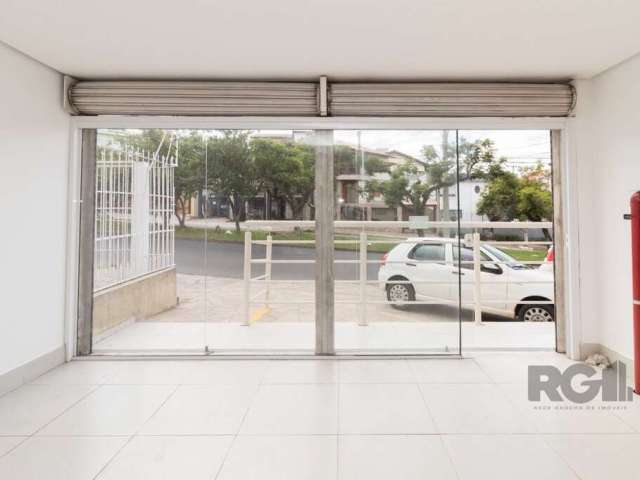 Loja localizada no bairro Jardim Itu Sabará, com 64m². Imóvel com banheiro social e pisos em cerâmica. Imóvel com posição solar privilegiada. Localizado na Avenida Alberto Pasqualini e próximo a acade