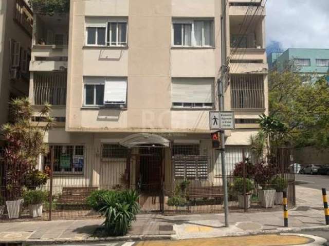 Vende no bairro Bonfim, apartamento de 03 dormitórios fundos lateral, living 02 ambientes, banheiro social e auxiliar, ampla cozinha. Necessita de reforma.&lt;BR&gt;Prédio com elevador. Próximo ao col