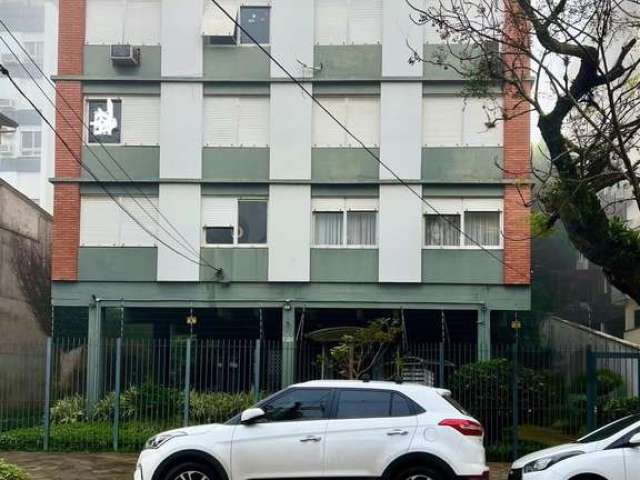 Apartamento 3 dormitórios com suite, de 133m2 no bairro Sao Joao.  &lt;BR&gt;&lt;BR&gt;Excelente apartamento com 133m2, 3 dormitórios sendo uma suite, transformado em 2 de fácil reversão, banheiro soc