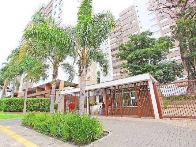 Excelente apartamento 3 dormitórios, súite, sala dois ambientes, cozinha, churrasqueira, banheiro social, móveis sob medida.Condomínio com salão de festas,  choperia, brinquedoteca, piscinas, fitness,