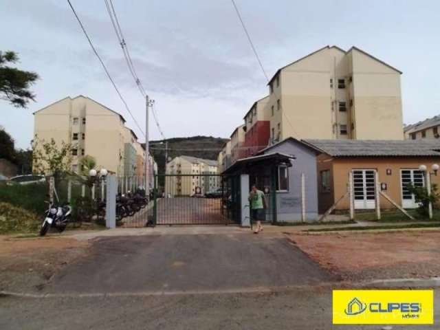 Vende apartamento muito bom, com 42m² privativos, dois dormitórios, living 2 ambientes, banheiro social, cozinha, estacionamento, para 1 carro, (rotativo). Ótima localização, portaria 24h, salão de fe