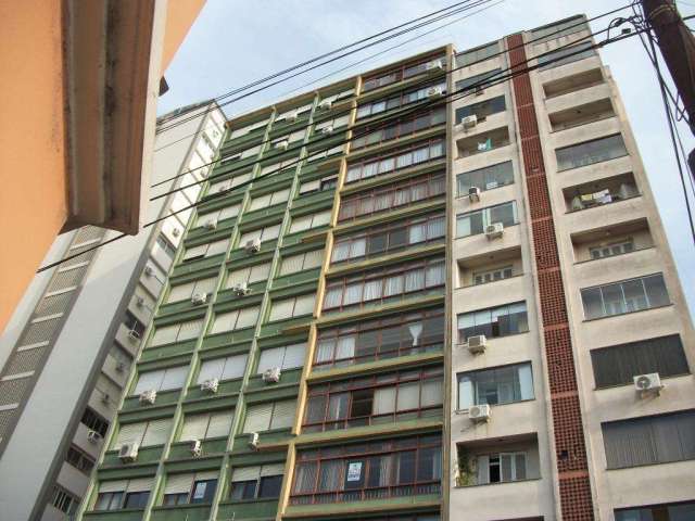 Coliseu vende apartamento de 01 dormitório, com varanda, excelente localização, 55 m² , de frente e em andar alto, living dois ambientes, cozinha com balcão e pia, área de serviço com tanque, piso par