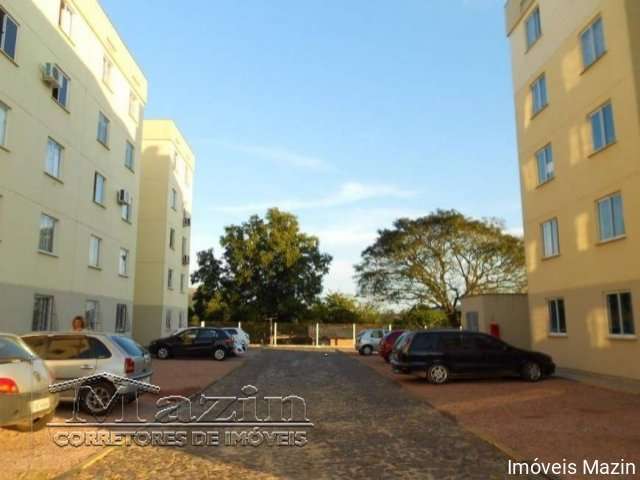 AP de 2 dormitórios, living, cozinha e banheiro social, garagem rotativa no Condomínio Residencial Sta. Rosa na Estrada Cristiano Kraemer. Condomínio com portaria 24 h, salão de festas, playground, qu