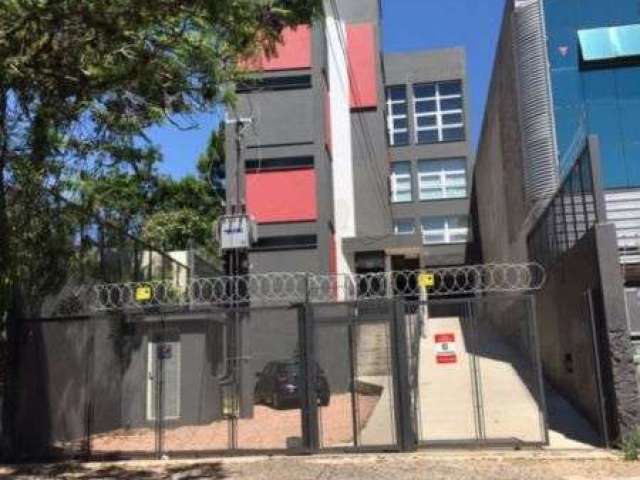 Prédio comercial novo com recepção, sala de convenções, cozinha, banheiro. estacionamento para 5 carros, excelente estudio fotográfico e gravação, salão para teatro com pé direito duplo, camarins. tod