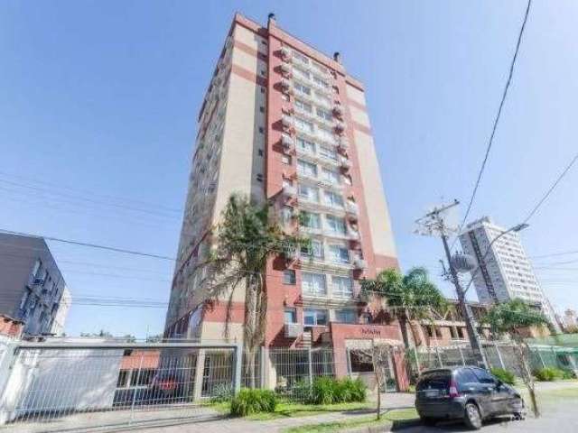 Apartamento de 3 dormitórios, sendo uma suíte, living de 2 ambientes, banheiro social, cozinha com churrasqueira e área de serviço. Andar alto, boa posição solar, vista espetacular. Condomínio com por